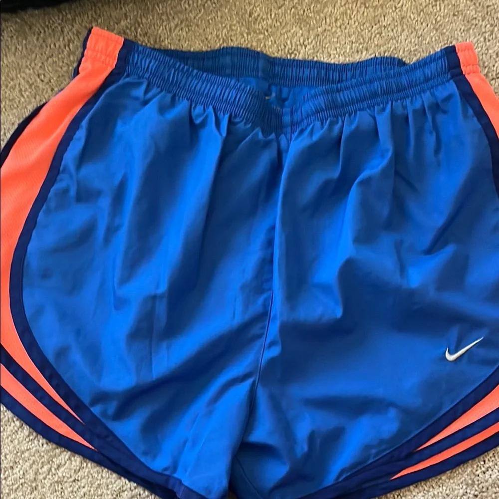 4 pair Nike Tempo shorts. All have liner.
All in very good condition. - Picture 1 of 12